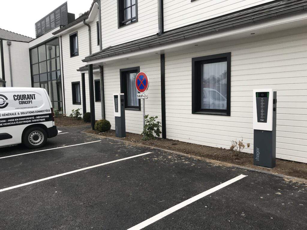 Installation borne de recharge pour hôtel particulier